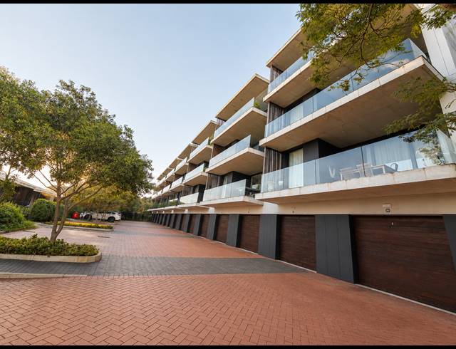 2 BEDROOM APARTMENT FOR SALE IN SHEFFIELD BEACH